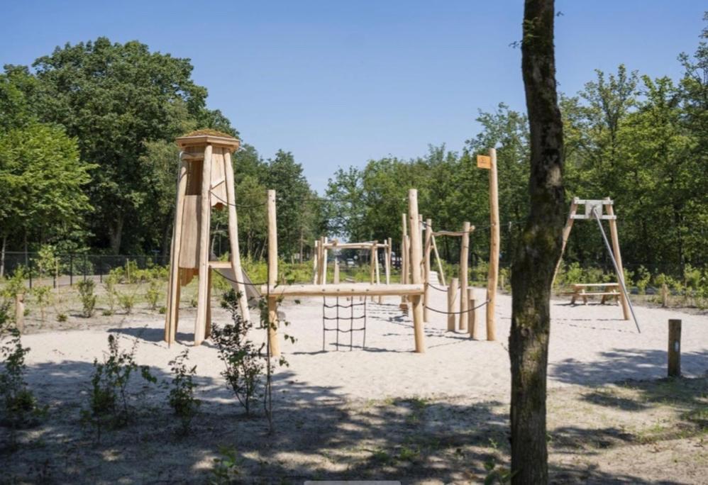 Chalet De Kleine Eekhoorn Lage Mierde Ngoại thất bức ảnh
